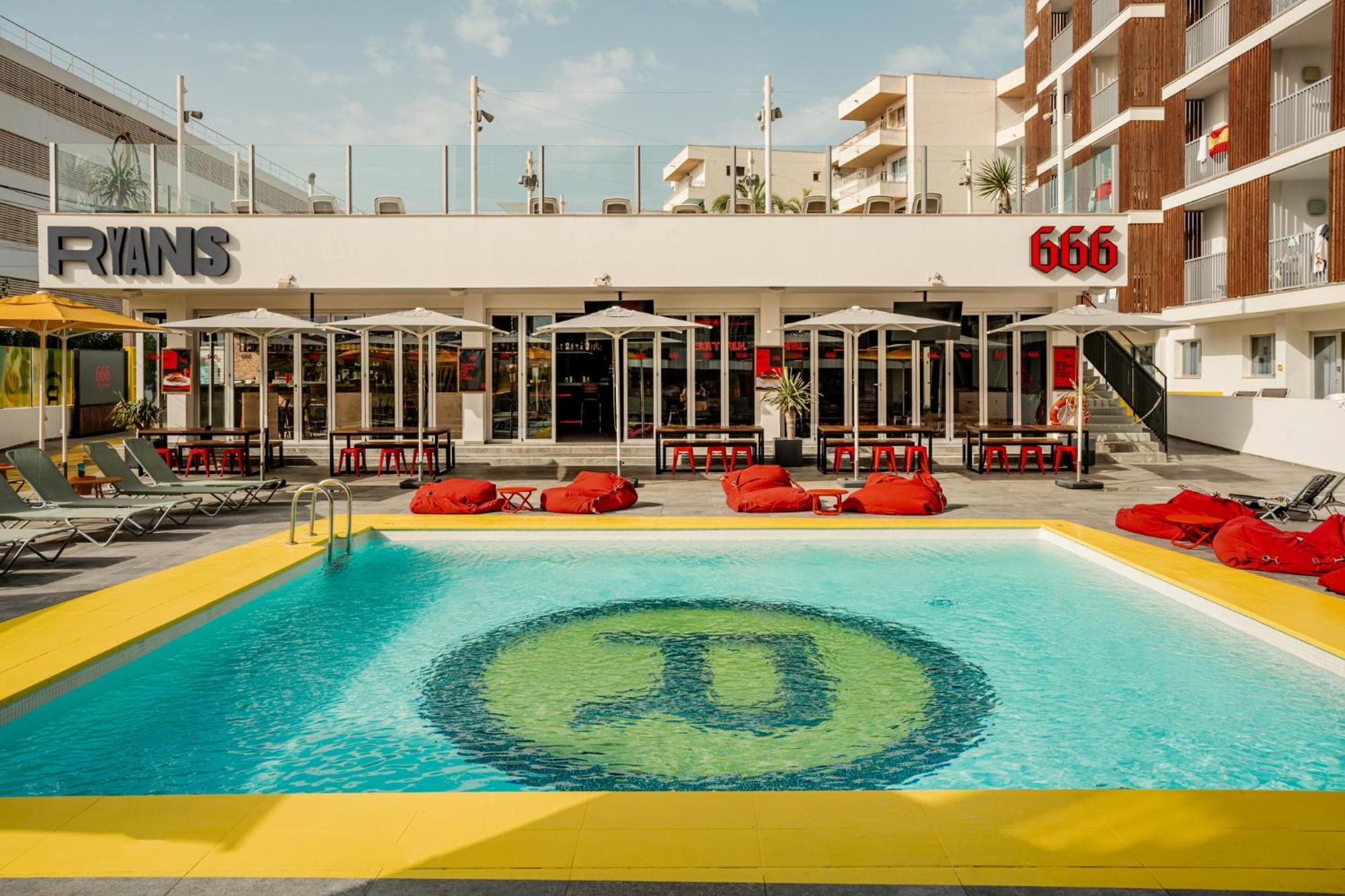 Ryans Ibiza Apartments - Only Adults Εξωτερικό φωτογραφία